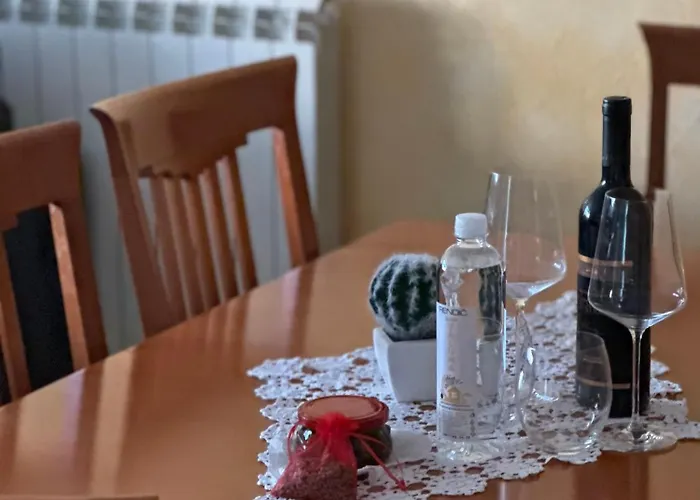 Apartment & Olive Oil Valuma