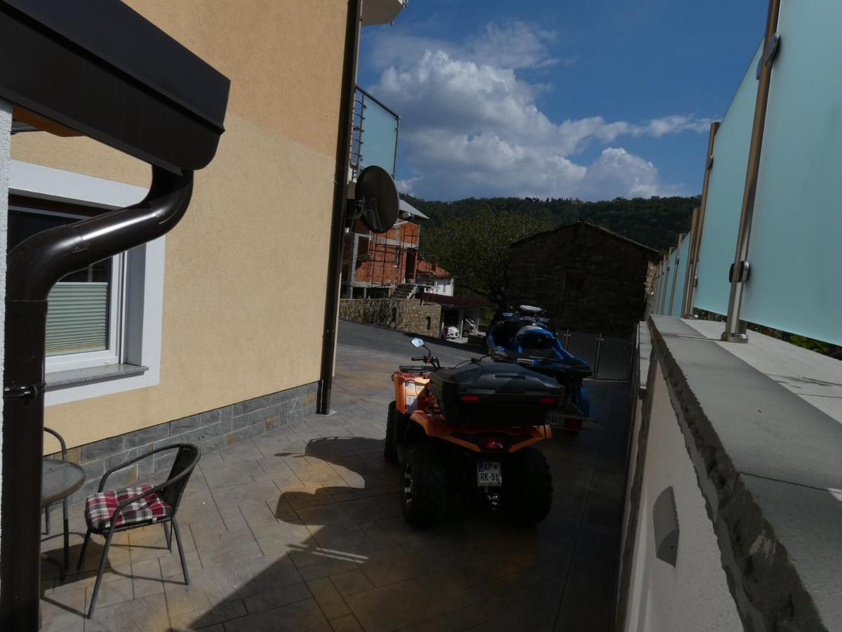 Apartment & Olive Oil Valuma
